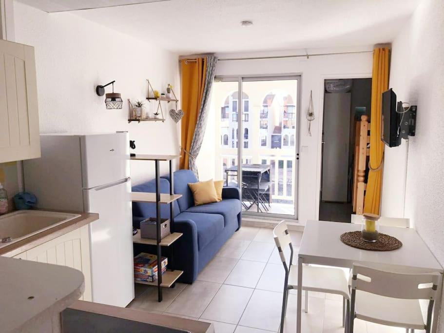 Residence Pointe Vermeille - Charmant Studio Cabine Avec Jolie Vue Sur Le Lac Marin 르발카레스 외부 사진